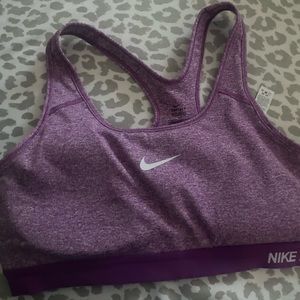 Sports bra